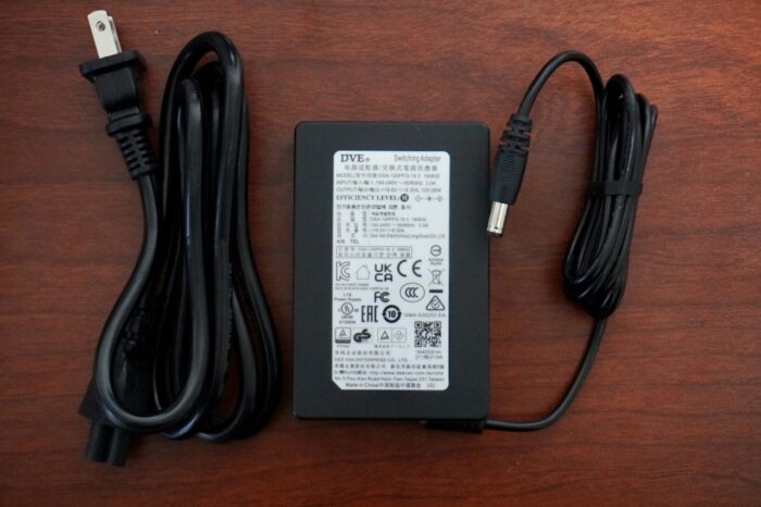 ACEMAGIC M5の120Wの電源ユニット